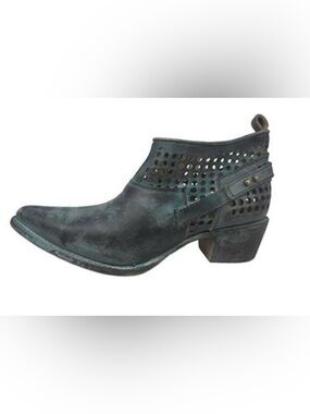 Corral Boots - Brans New In Box and plastic.. Retails for $215.95 plus taxes